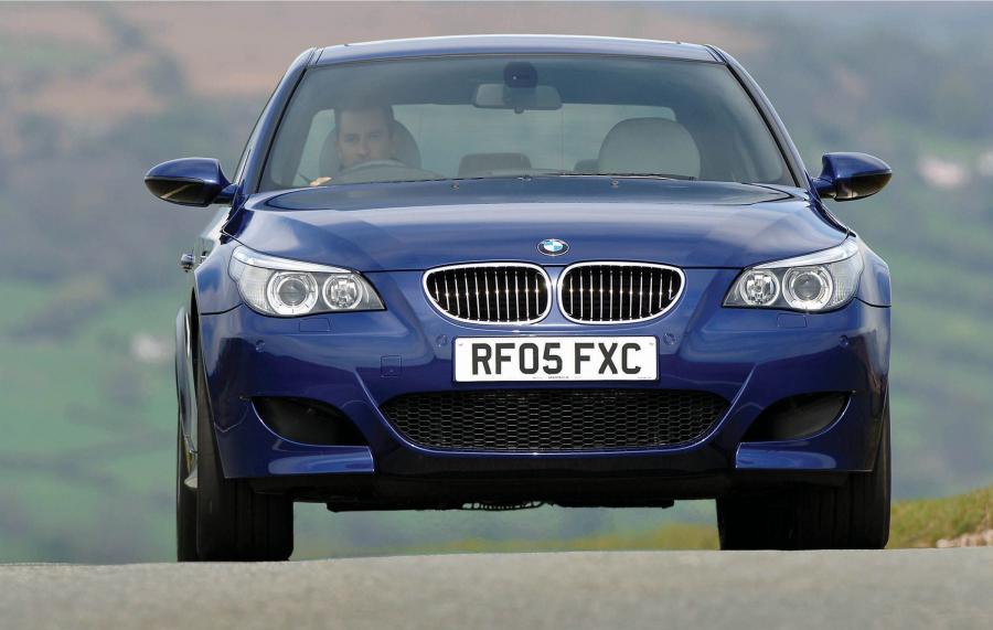  BMW M5 (E60) 2005 года  (UK) (фото 5 из 21)
